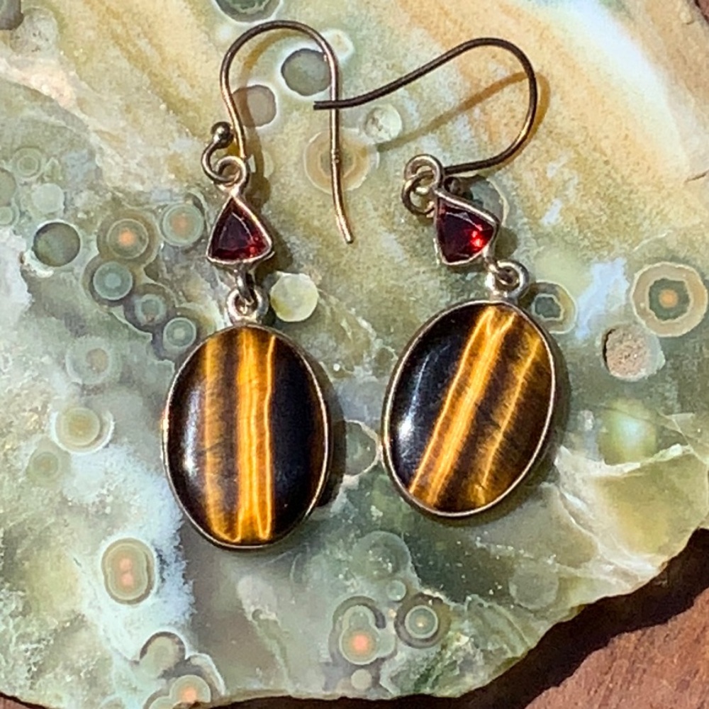 TIGERS EYE & GARNET 925 STERLING SILVER EARRINGS